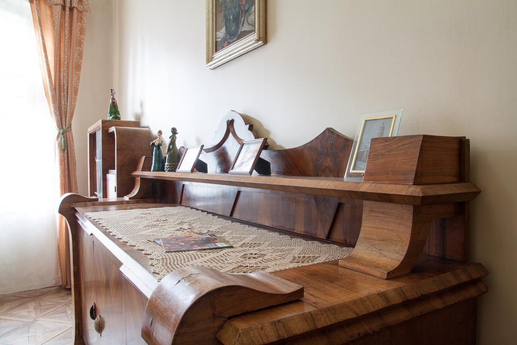 "Eva Stories" Movie Apartment On Rynok Square Lviv Buitenkant foto